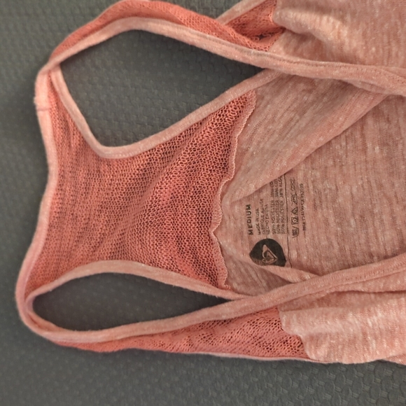 Roxy tank - Picture 2 of 2